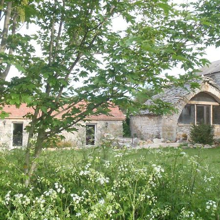 Chambres Du Domaine De Bombes Mostuejouls Ngoại thất bức ảnh